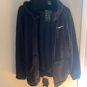 Nike Men therma sweatsuit (New) size Large